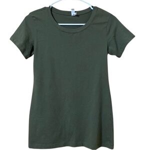 Ladies Fitted Green T-Shirt Medium